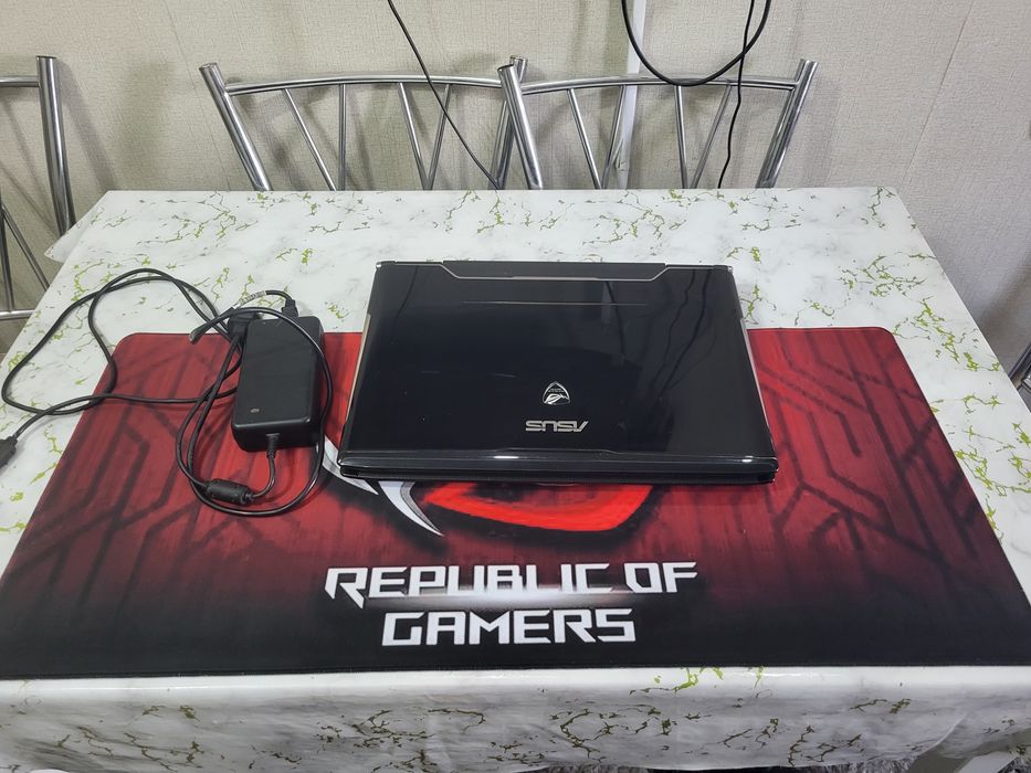Asus RoG игровой ноутбук