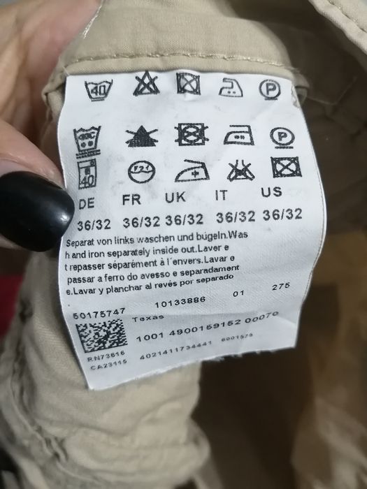 Стильные брючки Hugo Boss