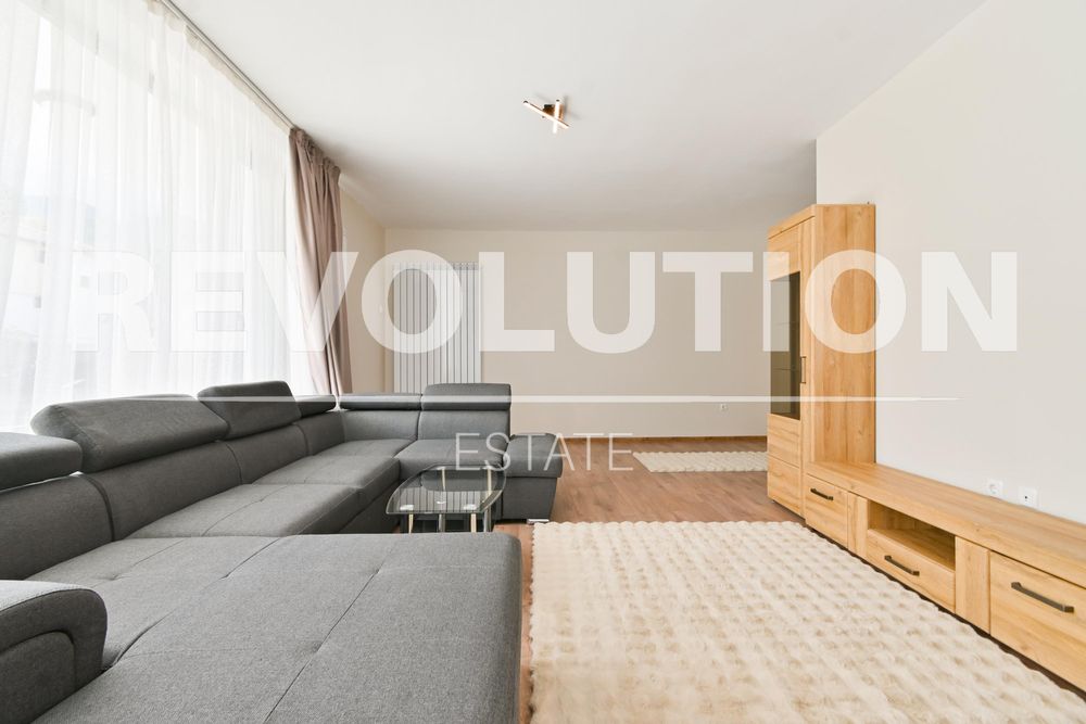 Тристаен апартамент в ж.к. Драгалевци.