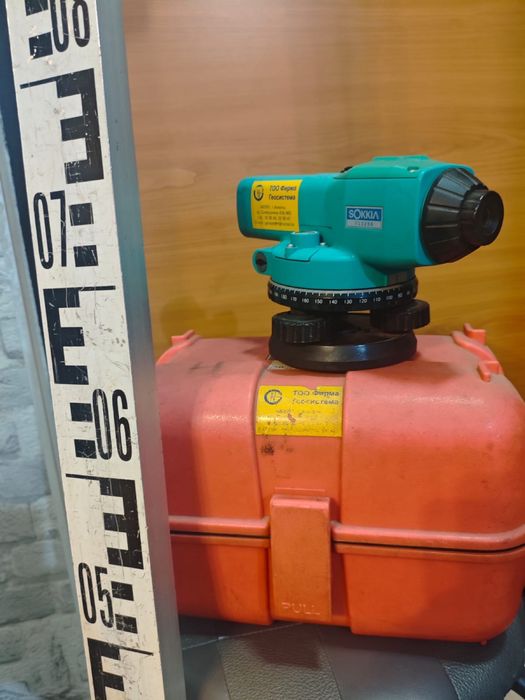 Продам нивелир фирма Sokkia