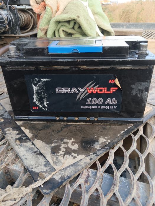 Продам аккумулятор 100А