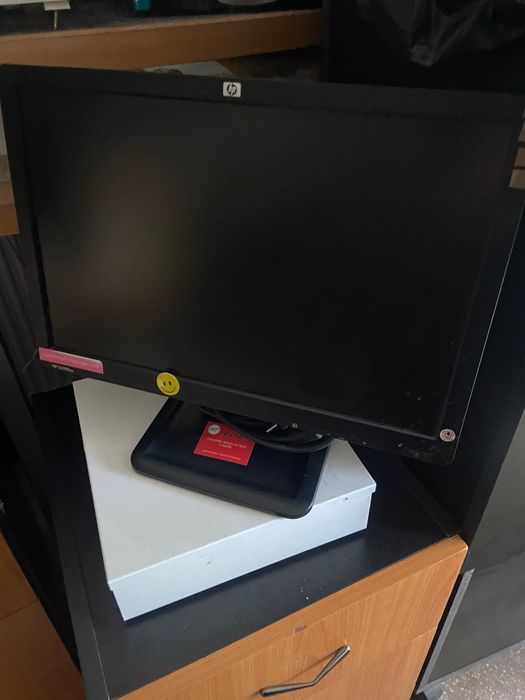 Monitor HP  pt camere