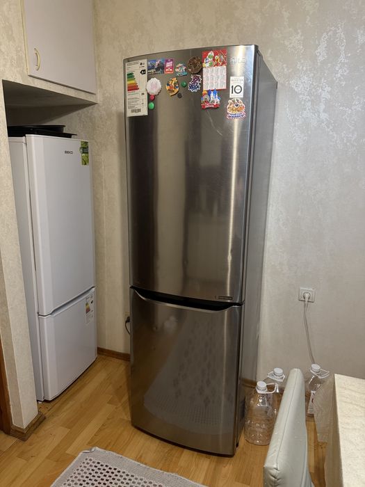 Продам холодильник