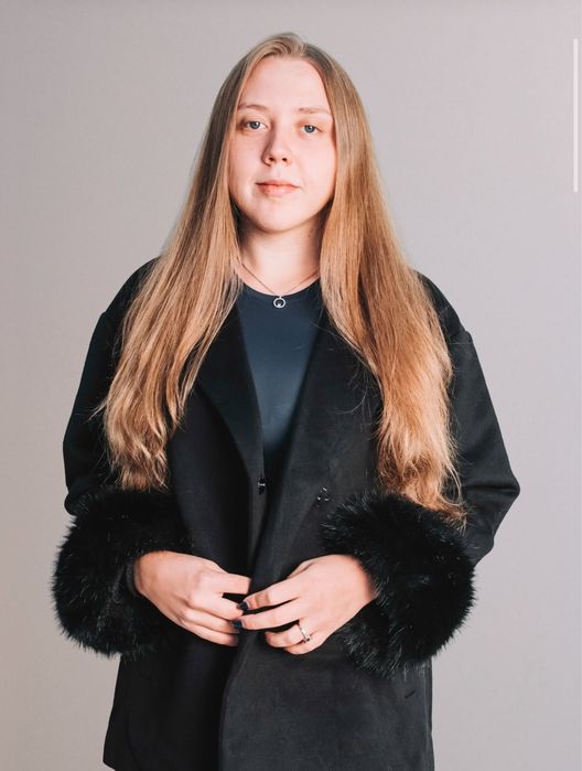 Черно палто от еко косъм