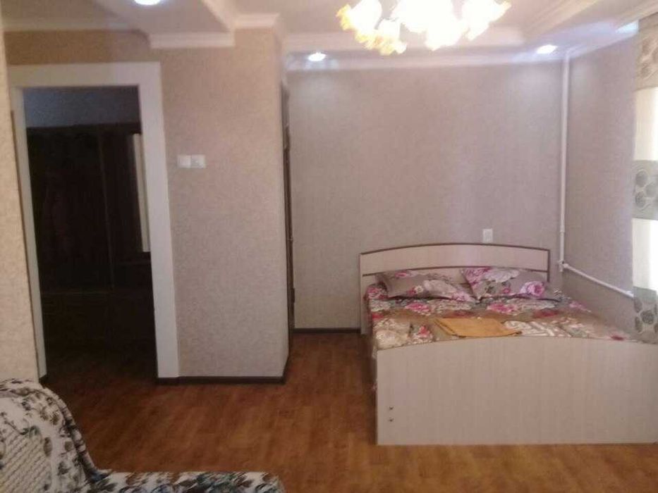 Квартира посуточно в центре Кентау напротив рынок Береке Дом Валенитин