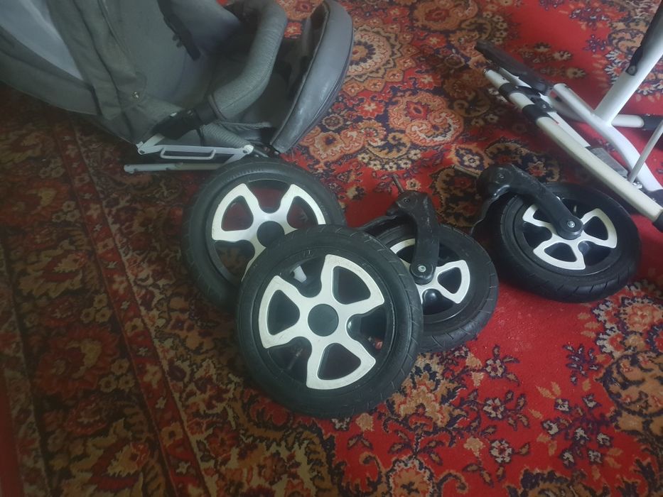 Продам коляску в отличном состоянии