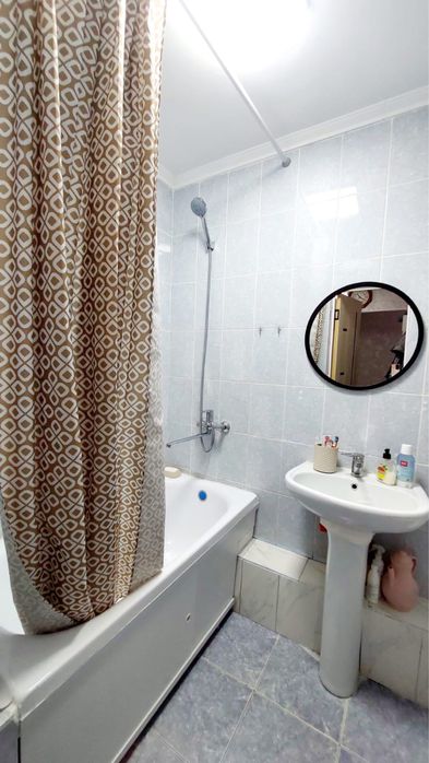 Продам квартиру жк достар