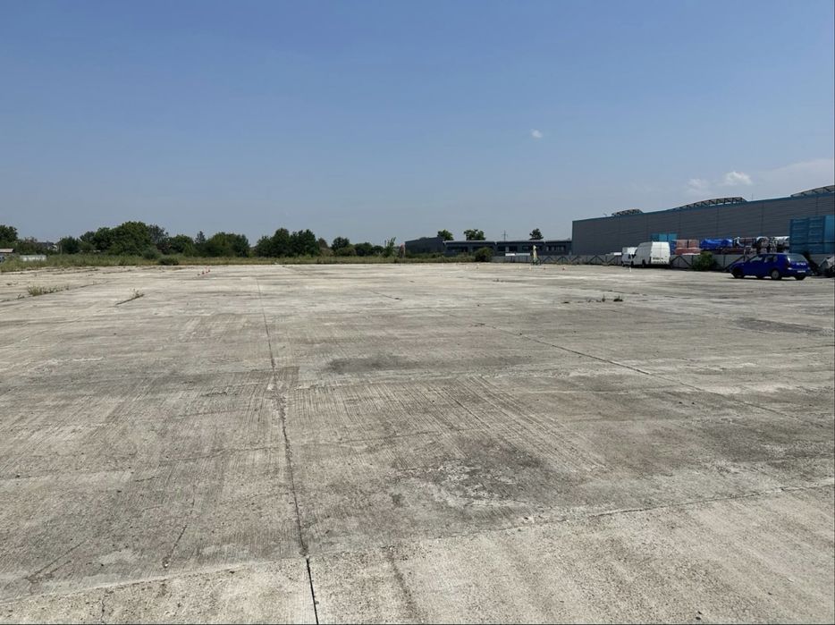 Închiriez platformă betonată