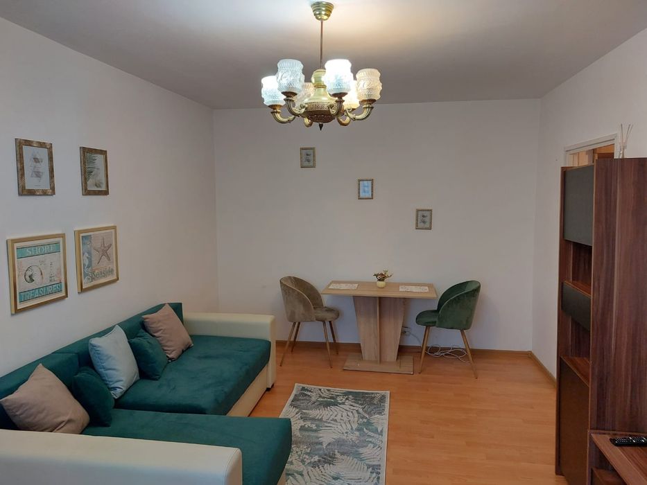 Garsoniera de închiriat : 500 euro  lună.. preț fix, nenegociabil.