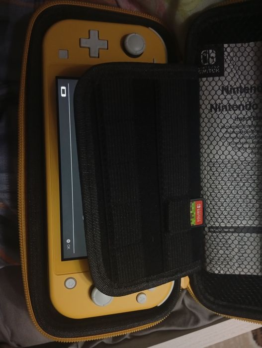 Nintendo switch lite 32gb