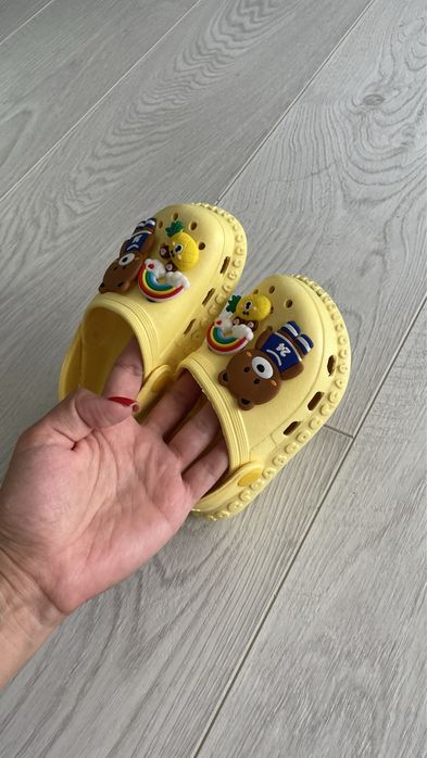 Продам кроксы детские