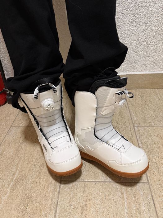 Boots Deeluxe impecabili