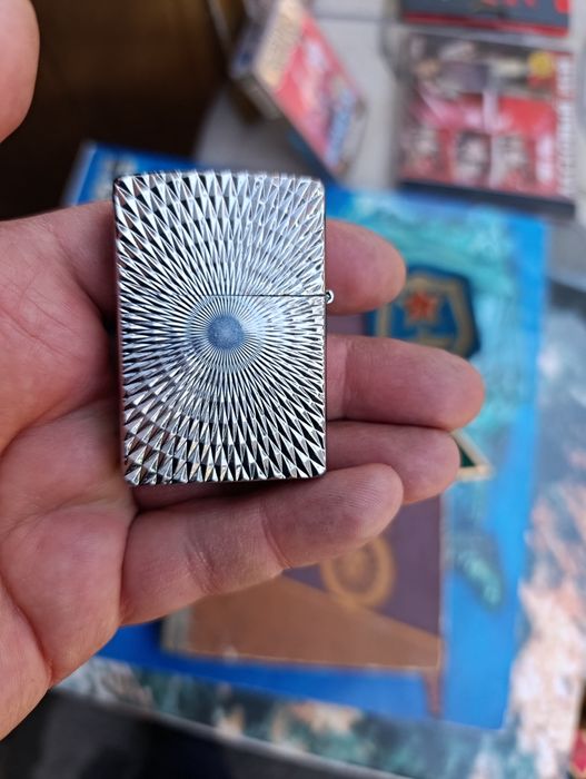 Фентибобельная зажигалка классная