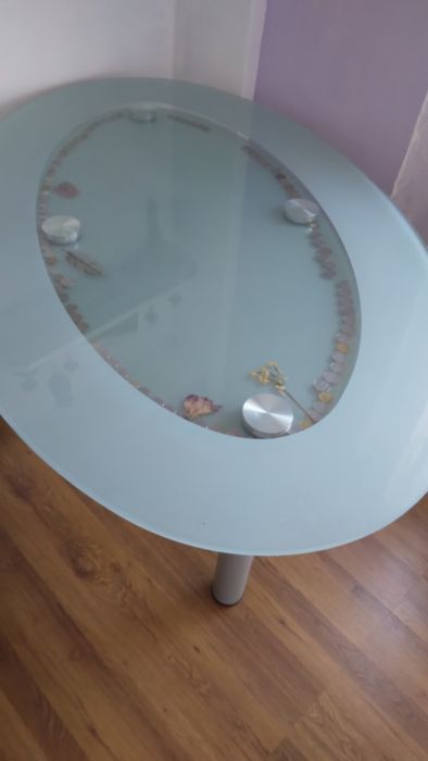 Masa de sticla eleganta