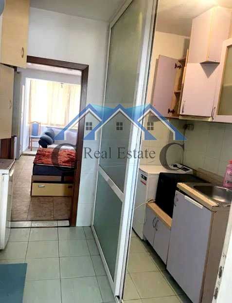 Дава се под наем Едностаен апартамент в Варна, Център - 30 кв.м за 280.5 € - Снимка #4