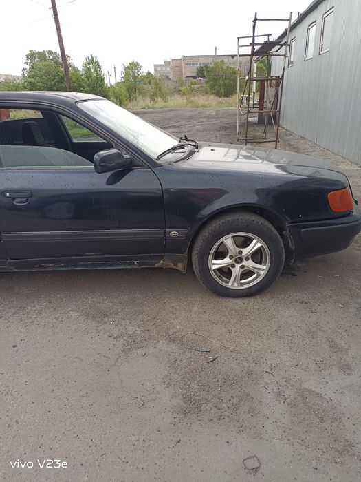 Продам Ауди 100. 2,0 л моновпрыск
