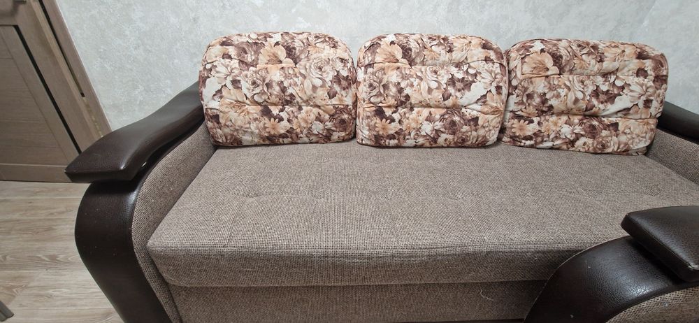 Продам Диван + кресло  Торг