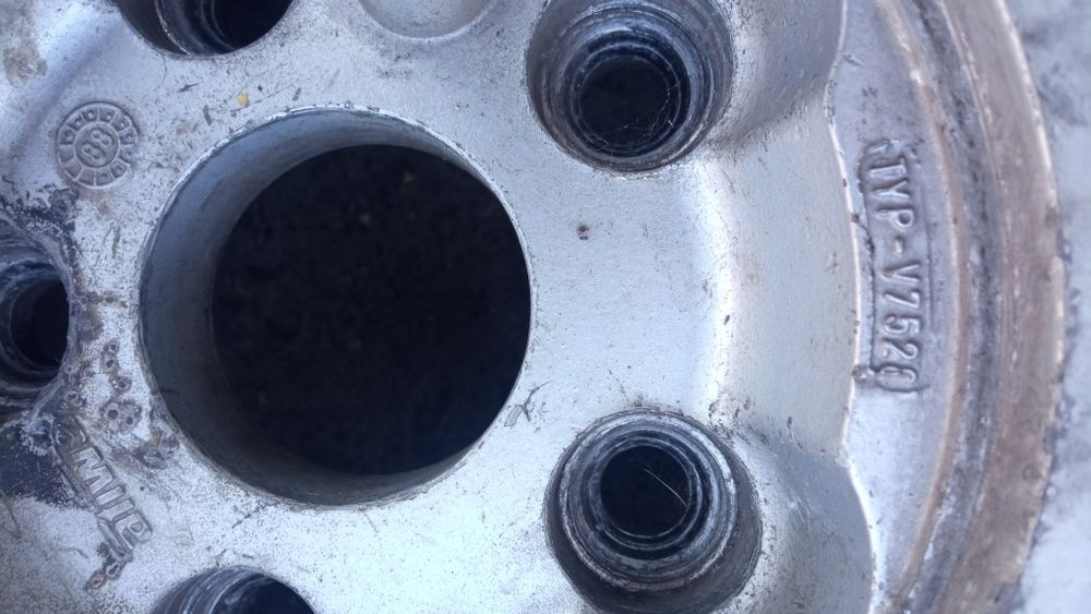 Шина с диском R 15