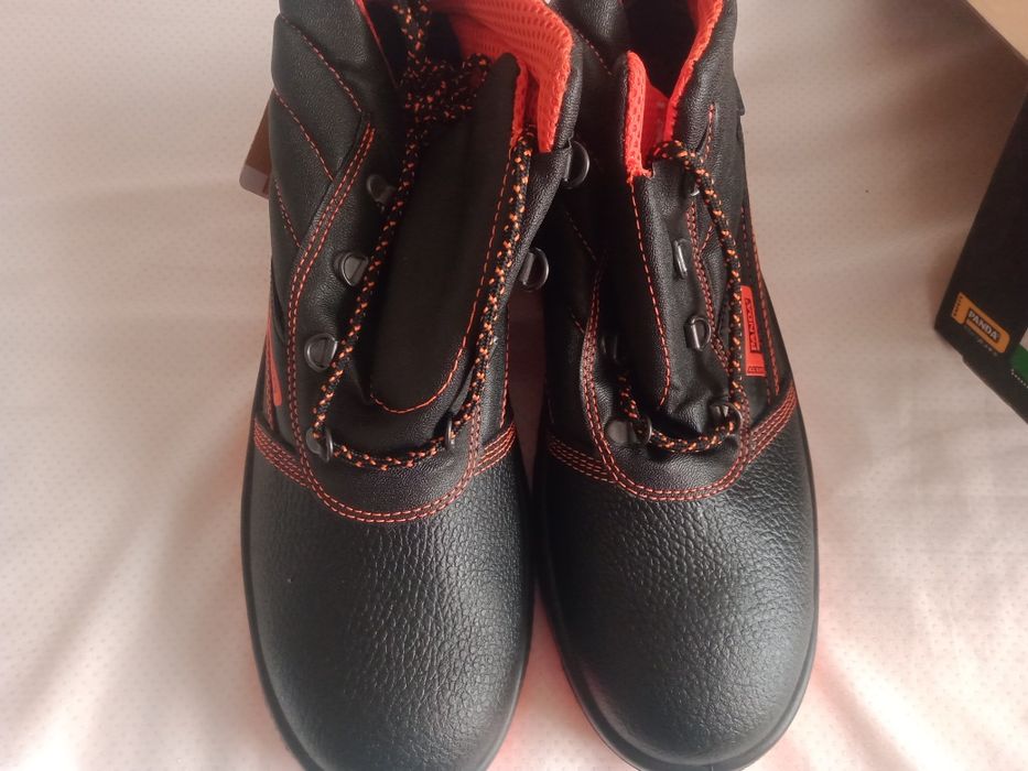 Мужская рабочая обувь