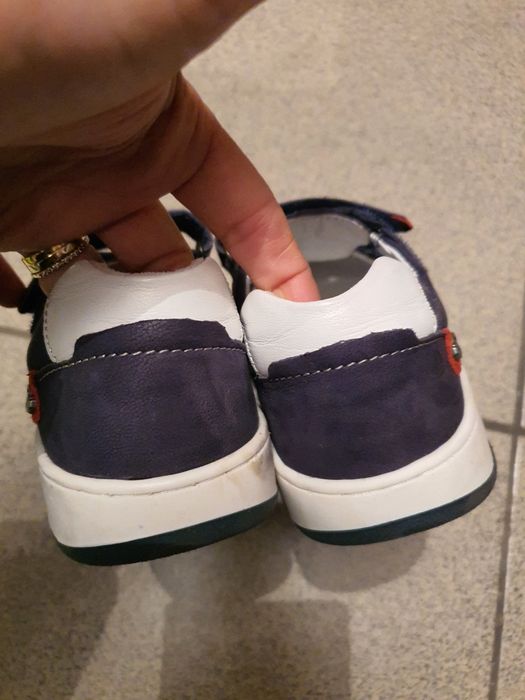 Papucei piele 30 baieti