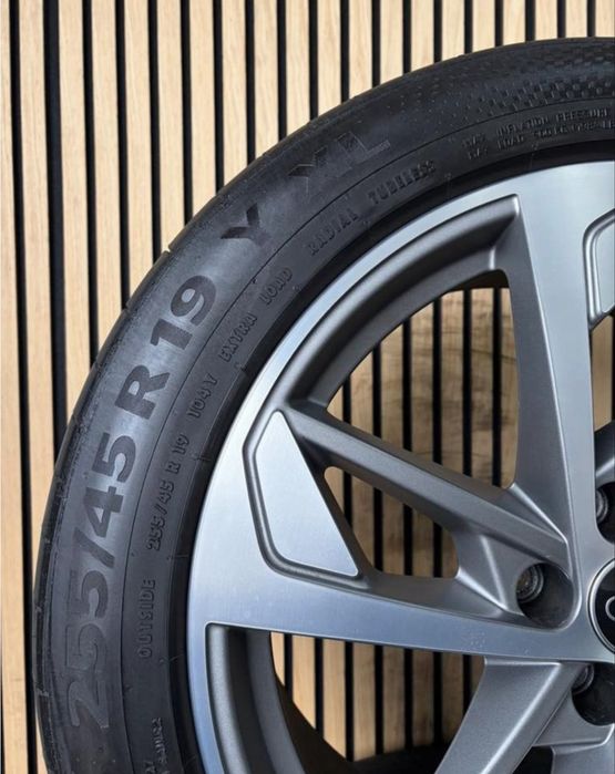 Ауди джанти 19”  Q3