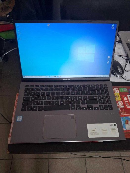 vand laptop asus  vivobook X512FA i5