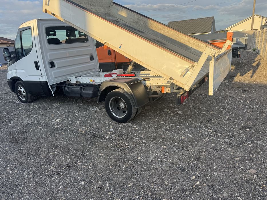 Iveco basculabil pe spate