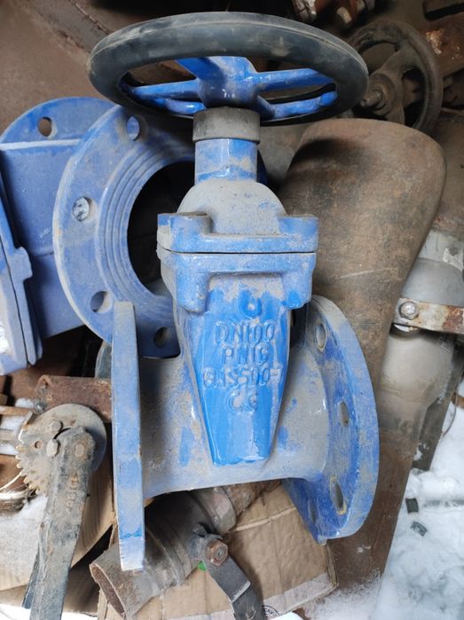 Задвижка фланцевая чугунная клиновая DN100, PN16