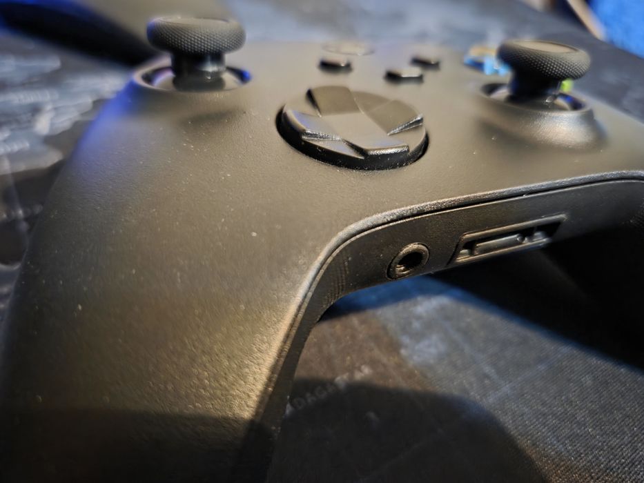 Игровой контроллер Microsoft Xbox