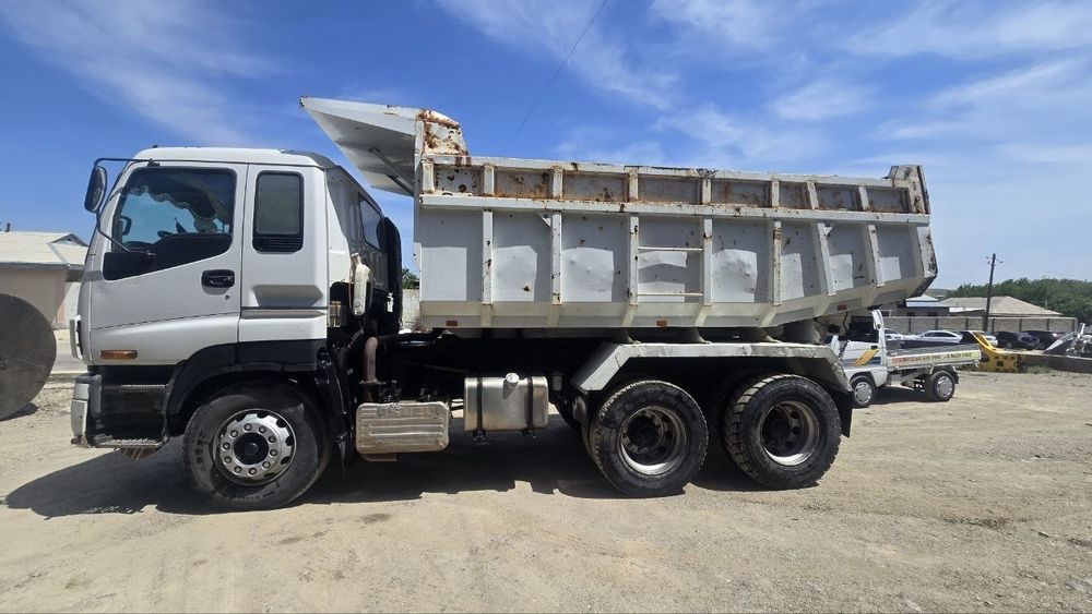 Isuzu Sotiladi  Xolati yaxshi  !