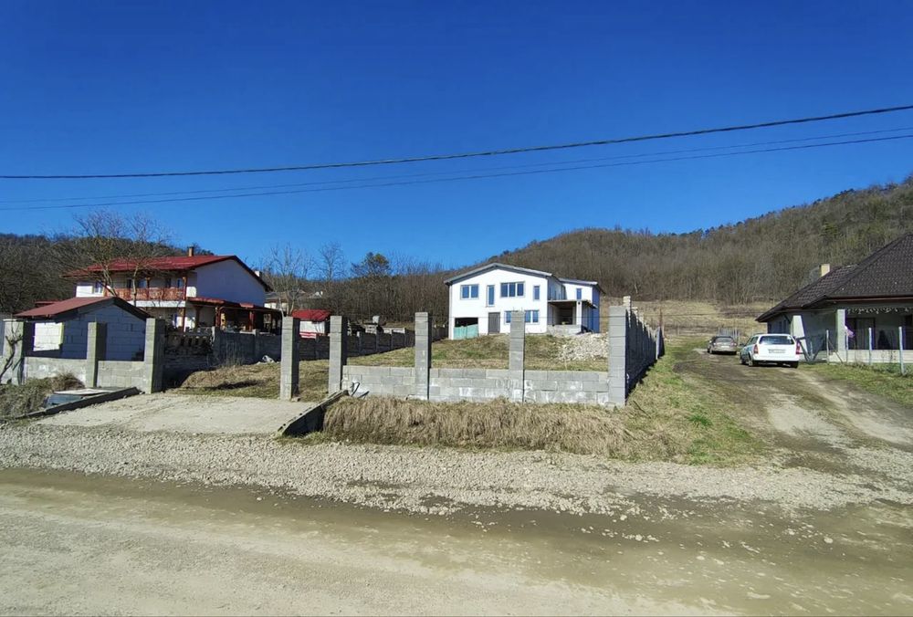 Casa in sat Tofalau (Sangeorgiu de Mures)s.utila 202 mp, 1000 mp teren