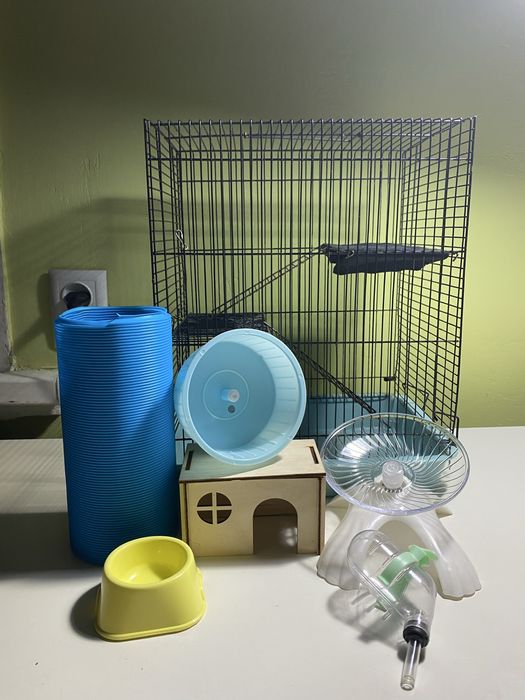 Клетка для хомяка со всем содержимым