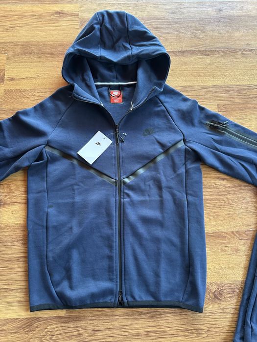 Мъжки,памучен,тъмно син екип Nike с активен заден джоб на долнището