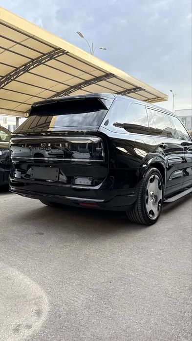 ZEEKR 9X 2025 ULTRA 6 местный