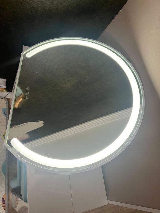 Oglinda make-up cu led