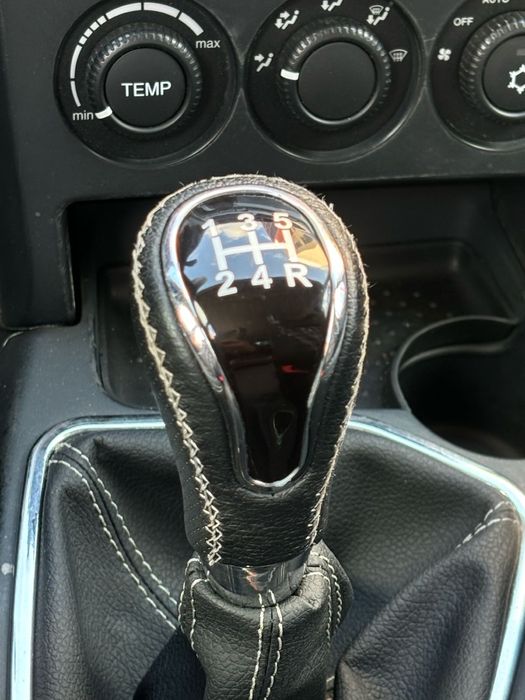 Перетяжка салона авто