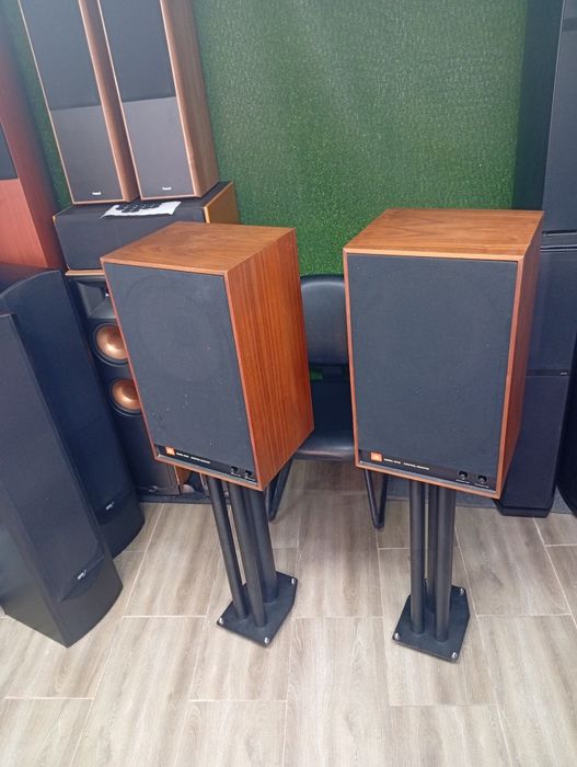 Тонколони JBL 4311B