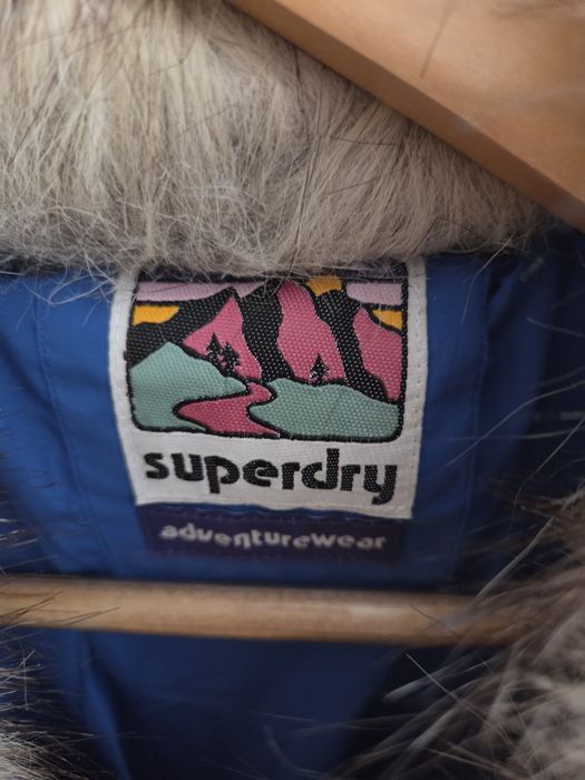 Дамско зимно яке "Superdry"