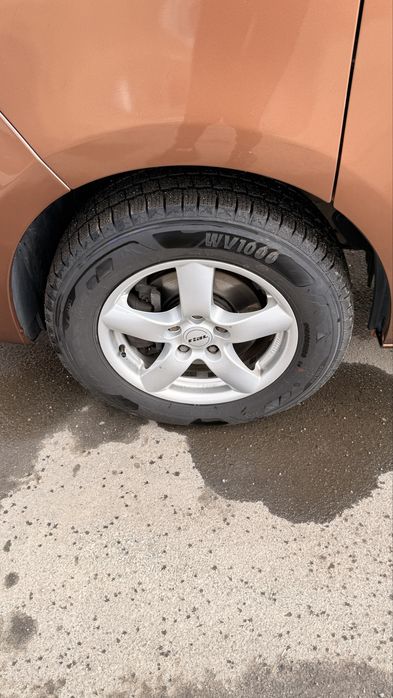 Opel Vivaro 8+1 modelul lung