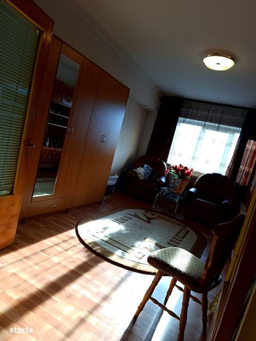 4 camere PITEȘTI , Decomandat , Amplasament DEOSEBIT, negociabil !