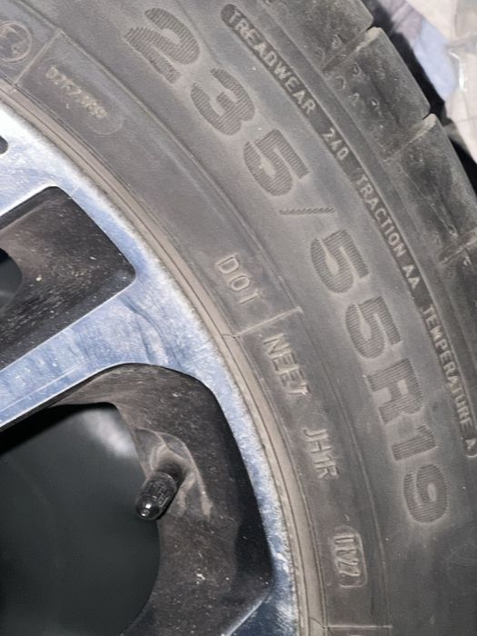 235/55/19 4бр ДЪНЛОП