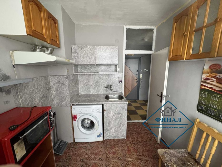 Продава се Едностаен апартамент в Шумен, 5-ти полк - 44 кв.м за 1507 €/кв.м - Снимка #1