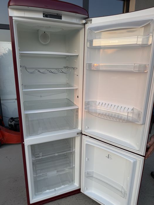 Ретро Червен хладилник с фризер Gorenje 185см