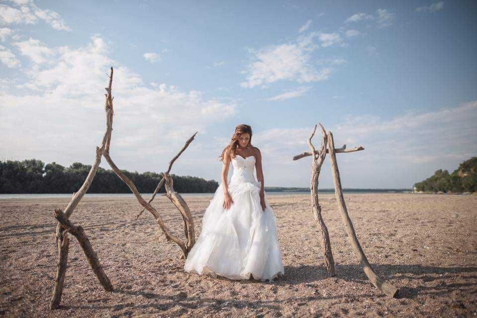 Булчинска рокля Стоян Радичев