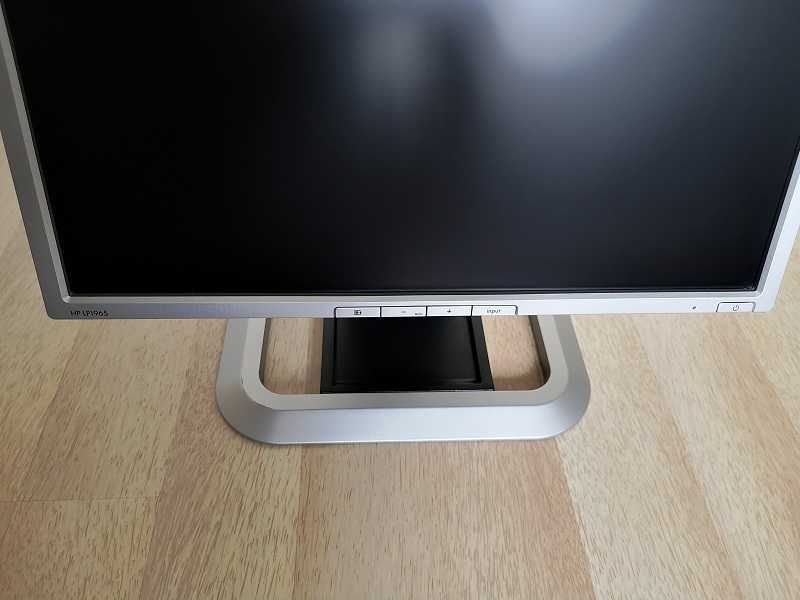 Монитор HP LP1965 19 инча