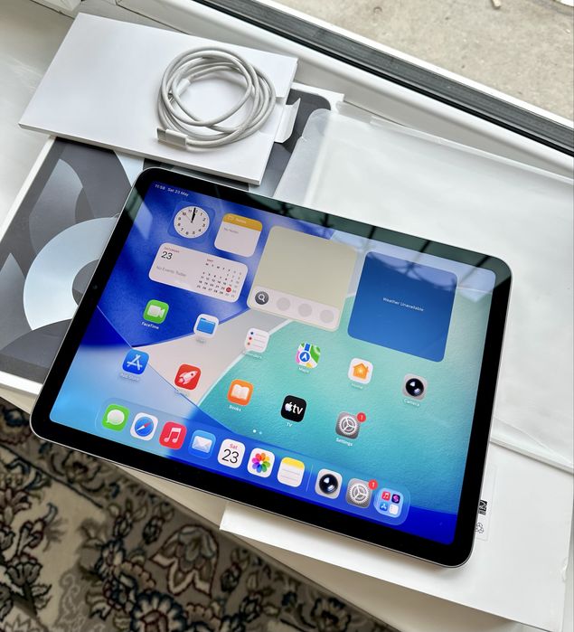 iPad Air 5 (M1) Gray 64GB WiFi