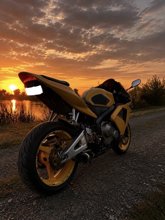 Honda CBR 600 RR PC37 2004 – Îngrijită, fără investiții urgente