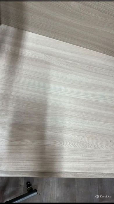 Продаю Школьные парты