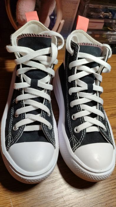Vând converse - Teniși flatform  înalți  Chuck Taylor All Star Move,