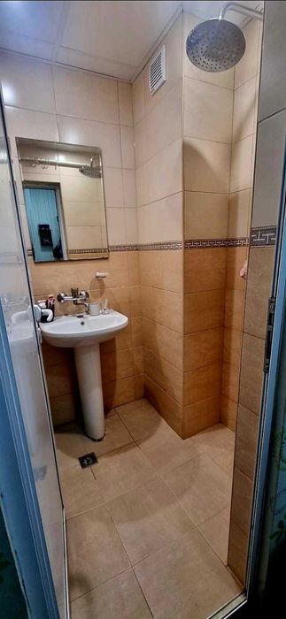 Продава се Тристаен апартамент в Видин, Център - 108 кв.м за 444 €/кв.м - Снимка #8